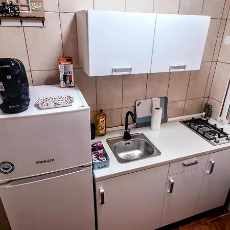 The Yellow King - Luxurious *